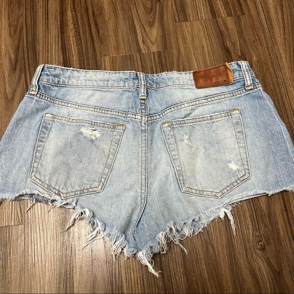 Joe's Jeans Collector's Edition Tayla Shorts sz 28 distressed cut off shorts - Picture 5 of 12
